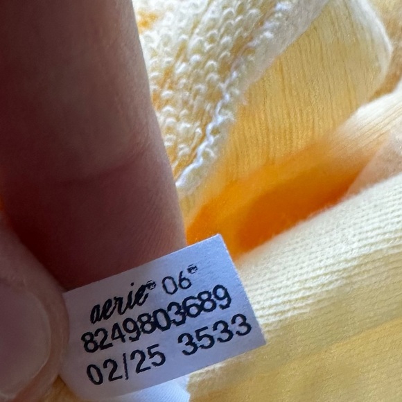 NWT Aerie Women's Yellow Notes Easy Street Sweatshirt Size Medium - Picture 9 of 11